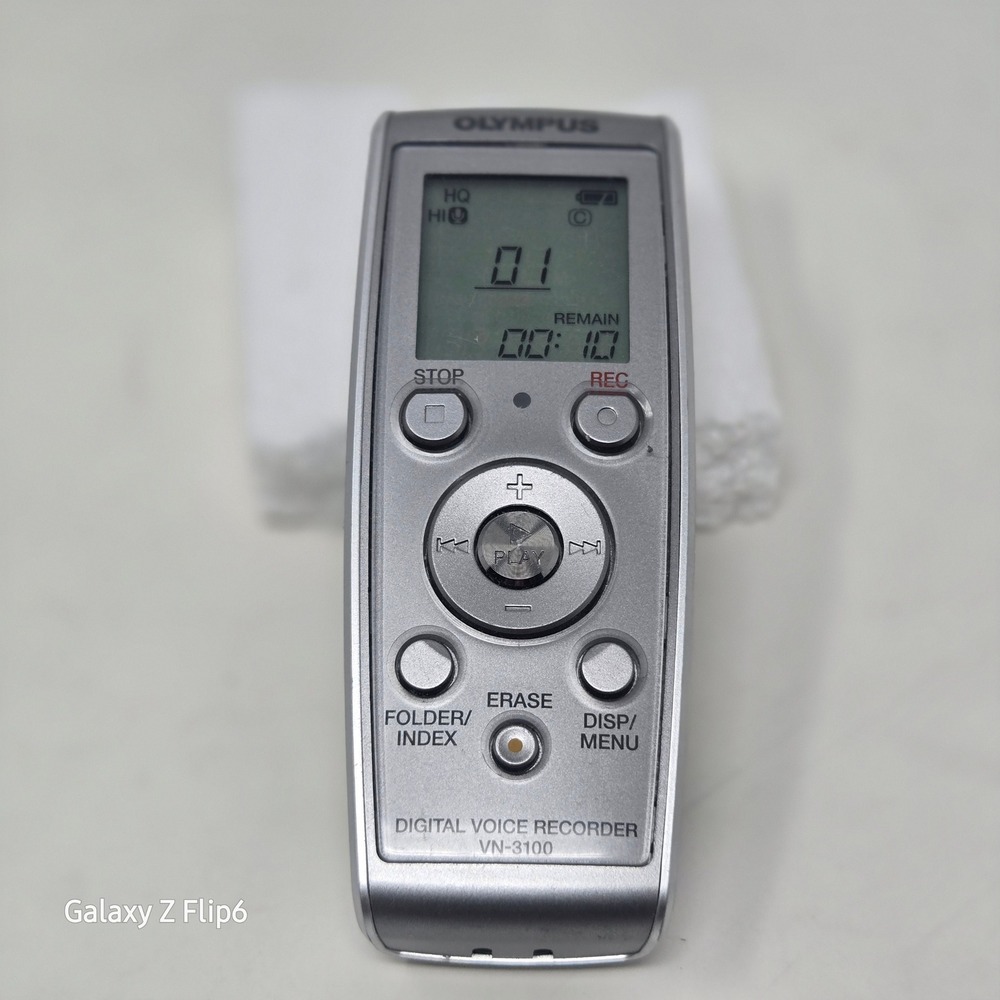 Olympus VN-3100 Digital Voice Recorder 72 Hour Handheld Silver 140113